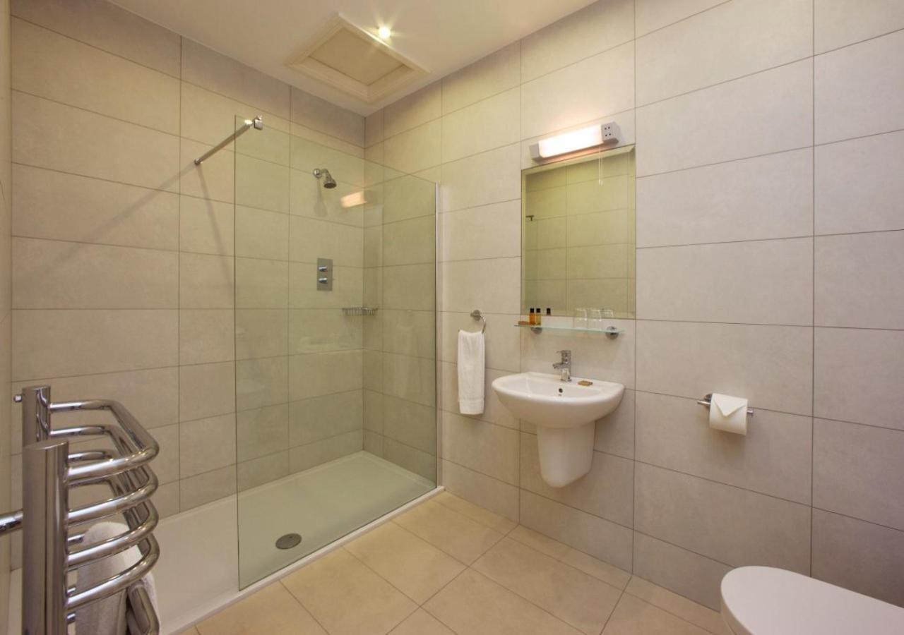 Walter Raleigh Hotel Youghal Dış mekan fotoğraf