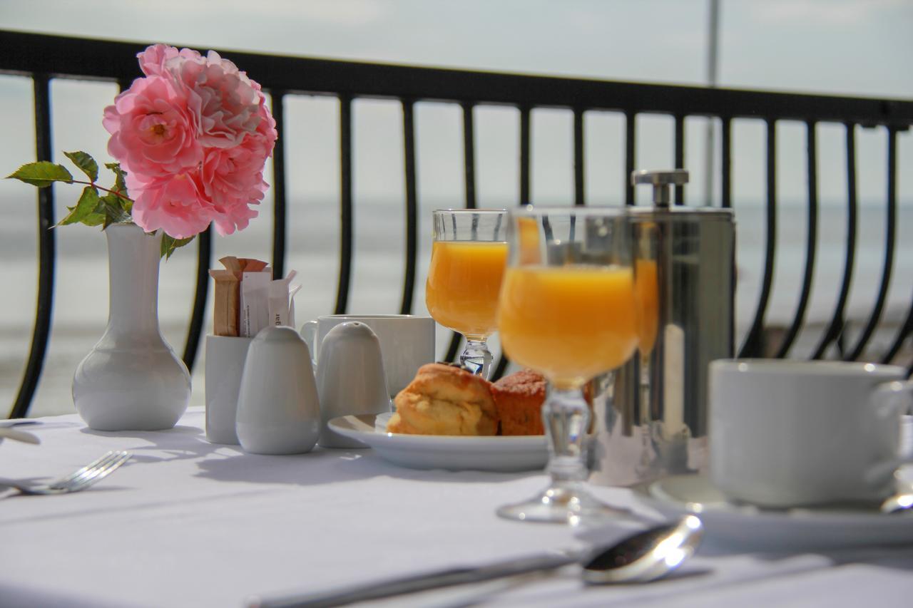 Walter Raleigh Hotel Youghal Dış mekan fotoğraf